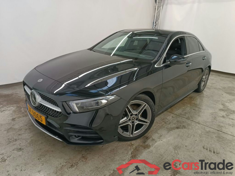 Mercedes-Benz Classe A Berline A 200 AMG Line 4MATIC DCT 4d #1