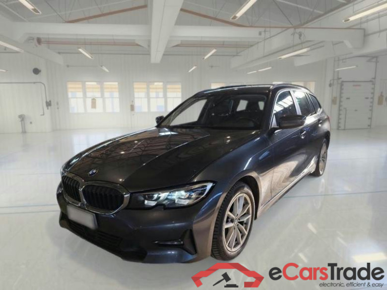 BMW SERIE 3 / 2018 / 5P / STATION WAGON 320D XDRIVE 48V BUS.ADV. TOURING AUT