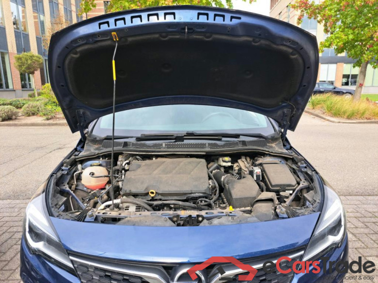 OPEL ASTRA SPORTS TOURER DIESEL - 2 1.5 Turbo D Edition S-S #4