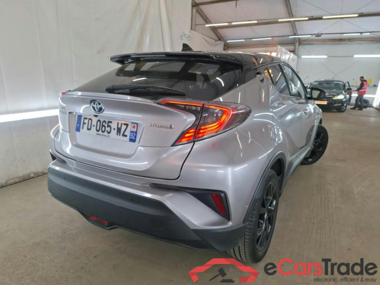 TOYOTA C-HR 5p SUV 1.8 HYBRIDE 122 GRAPHIC #3