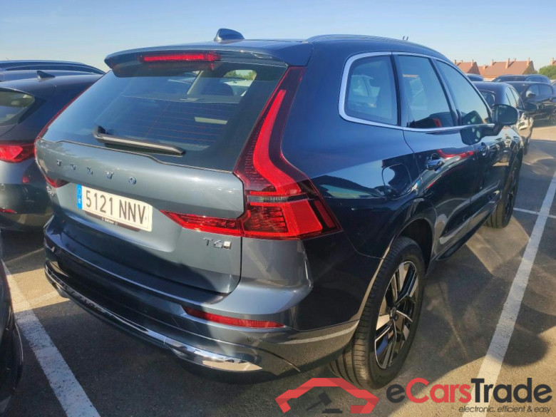 VOLVO XC60 / 2017 / 5P / todoterreno 2.0 T6 PHEV Plus Bright Auto eAWD #2