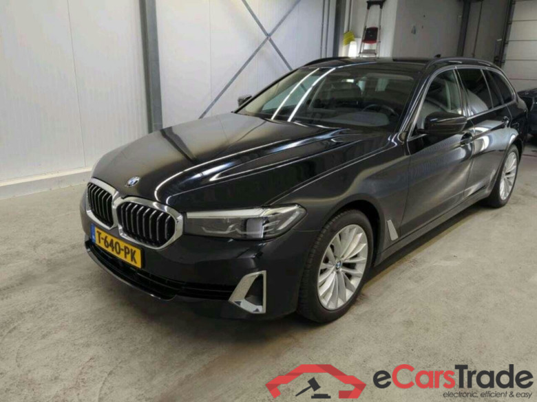 BMW 5-serie Touring 520i Bns Edit.+