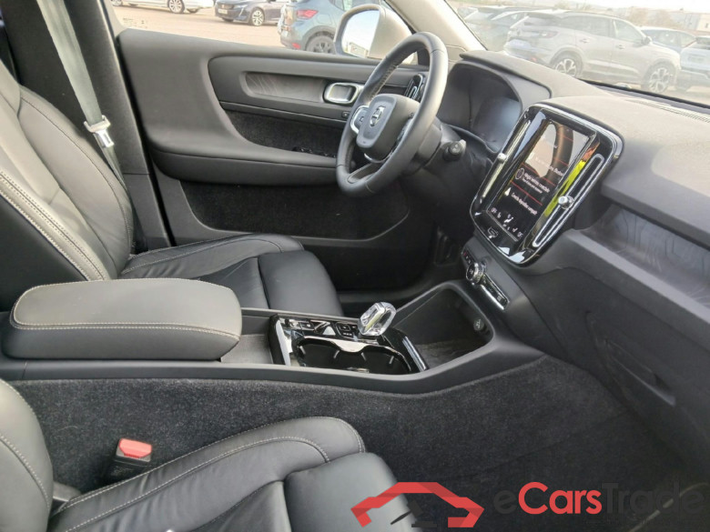 VOLVO XC40 / 2021 / 5P / todoterreno 1.5 T4 Recharge PHEV Plus Bright Auto #6
